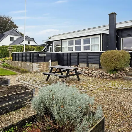 Semesterbostad Yngvy - 500m From The Sea By Interhome Haderslev