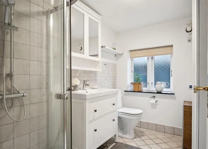 Holiday home Yngvy - 500m From The Sea By Interhome *