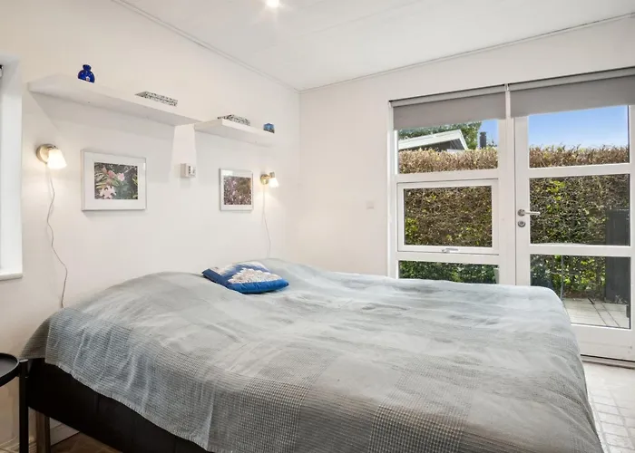 Yngvy - 500m From The Sea By Interhome